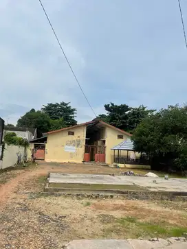 Dijual tanah+kost 18 pintu daerah Intan Sari