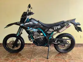 Yamaha WR 155 Supermoto