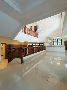 RUMAH DIJUAL DI PONDOK INDAH PALING ISTIMEWA-HARGA KHUSUS