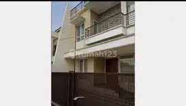 Dijual Rumah SHM 2 Lantai di Meruya Jakarta Barat