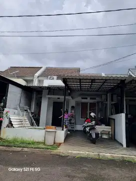 Dijual Rumah Minimalis Bagus & Strategis di Puribeta 2 Tangerang