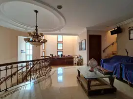 Dijual Rumah With Private Dermaga Di Pantai Mutiara