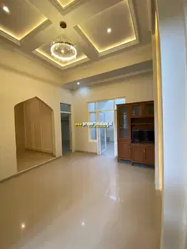 Dijual rumah modern konsep villa lokasi dau malang