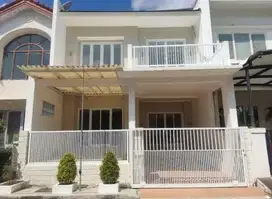 Rumah Baru 2 Lantai Renovasi Taman Mutiara Pakuwon City