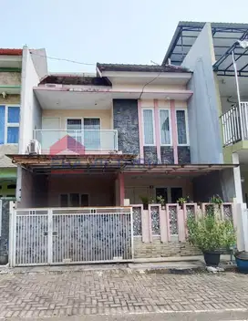 Rumah 2 lantai semi furnished dekat RSIA Puri Bunda Sulfat