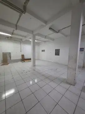 Cengkareng Indah Rumah Gede cocok Usaha online dan mess karyawan