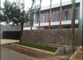 Dijual rumah mewah murah 2 lt private pool Petukangan jakarta selatan