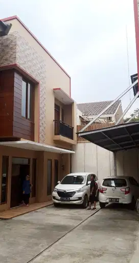 Rumah townhouse Pejaten Pasar minggu jaksel 1,8m