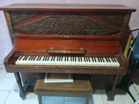 Dijual Piano Antik Rözensbach (Eropa)