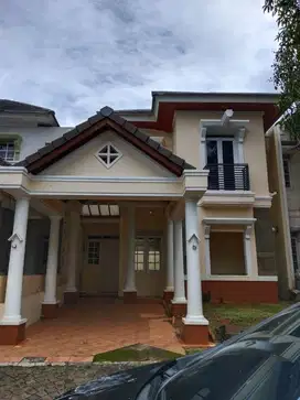 DIJUAL RUMAH 2 LANTAI DIKOTA  WISATA CIBUBUR