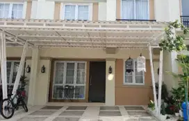RUMAH CANTIK LOKASI STRATEGIS TINGGAL ANGKAT KOPER DIALEGRIA BSD