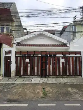 Rumah Bagus Bagunan Baru di Kramat Kwitang Senen, Jakarta Pusat