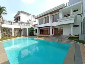 Disewakan Rumah Bagus dan Mewah 2 Lantai daerah Ps.Minggu,Jaksel
