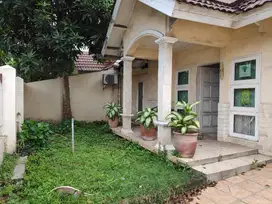 Dijual Rumah 2 lantai di Griya Loka BSD Sektor 1.6