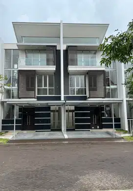 RUMAH DIJUAL PIK UKURAN 8X20 DAHLIA GOLF ISLAND CLUSTER BAGUS TERMURAH