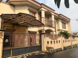 Di Jual Rumah Siap Huni dan Asri di Matraman, Jakarta Timur