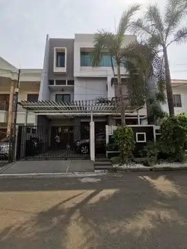 Di Jual Rumah Gading Kirana Barat, lokasi strategis, bagus dan nyaman