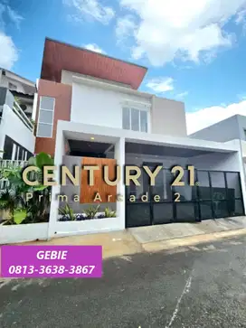 Rumah Desain Cantik Inc Private Garden di Kucica Bintaro LR-14288