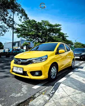 “Mau tampil simple tapi tetap classy? Brio E CVT 2022 jawabannya