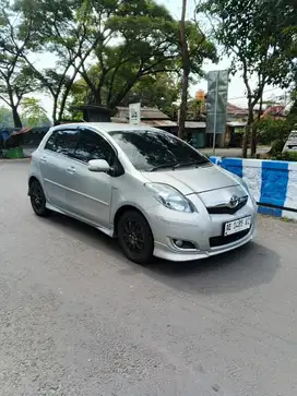 Toyota yaris s 2009 manual