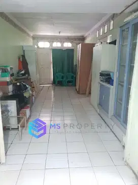 RUMAH MURAH BAWAH NJOP HITUNG TANAH DEKAT SMPN 40 JAKARTA