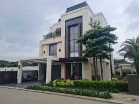 Rumah Mewah Ada Lift di BSD Tresor Montez