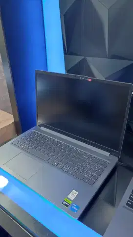 Cicilan Laptop Lenovo Loq gaming corei5 gen12 cuma pakai KTP