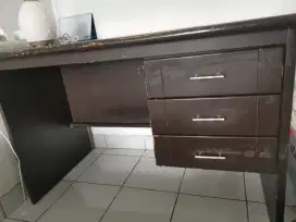 Meja kayu kerja/belajar