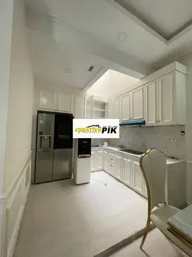 Dijual Rumah Full Furnish Mewah dan Termurah. Rumah PIK2. View Danau