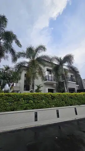 Rumah Mewah Ada Kolam Renang Di Gandaria Selatan Cilandak Jaksel