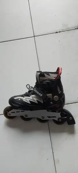 Sepatu Roda Cougar Asli Seken ukuran 34-37 dan 38-41