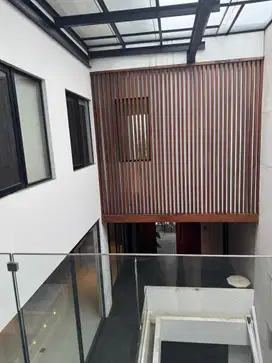 Dijual Rumah Mewah & Luas di Rajawali Sakti  harga Di Bawah Pasaran