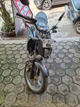 MOTOR VIXION 2013