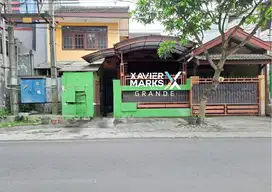 Rumah di Jalan Poros Danau Danau Sawojajar