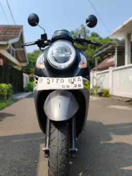 Scoopy 2023 Low km.. Hitam Silver Mulus Surat Lengkap Siap Pakai!