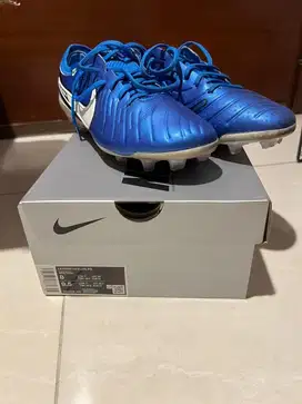 Sepatu Bola NIKE TIEMPO LEGEND 10 ELITE
