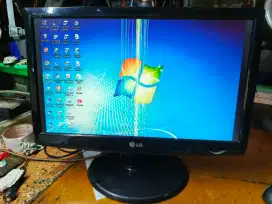 Dijual monitor merk LG 19inc, type flatron W1943c-PF