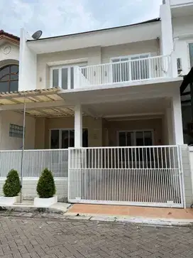Dijual Rumah Taman Mutiara Pakuwon City