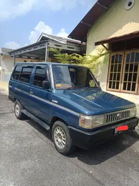 Kijang super 1990