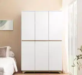 lemari merk cubic 3 sekat