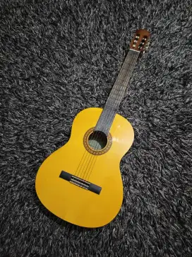 Gitar Yamaha C315 Classic Nilon