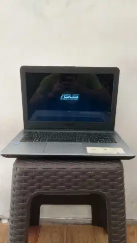 JUAL LAPTOP ASUSX441 INTELN4000,RAM4GB,DDR4,SSD128GB,WIN10HOME