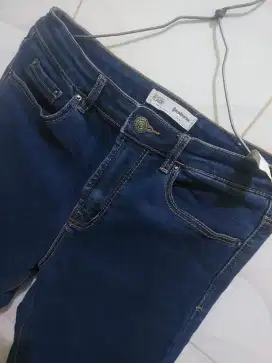 Celana jeans rawis stradivarius