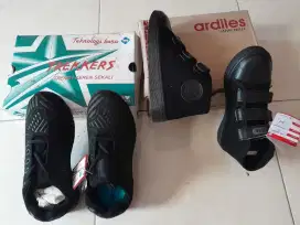 Sepatu sekolah anak Ardiles dan trekkers
