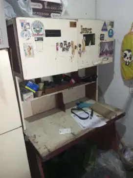 Di Jual 2 Lemari Kondisi seperti di Gambar