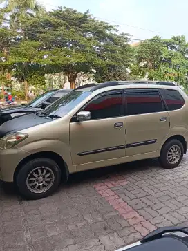 Avanza G Mt 2004