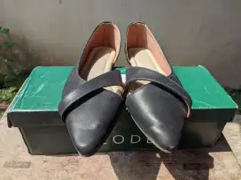 Sepatu zode 25cm