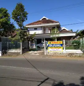 Rumah Dijual lokasi nol jalan
