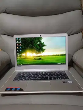 Laptop Lenovo Slim Core i5 6200 Like new