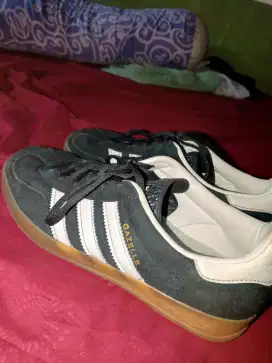 JUAL SEPATU NI 100K AJA BU